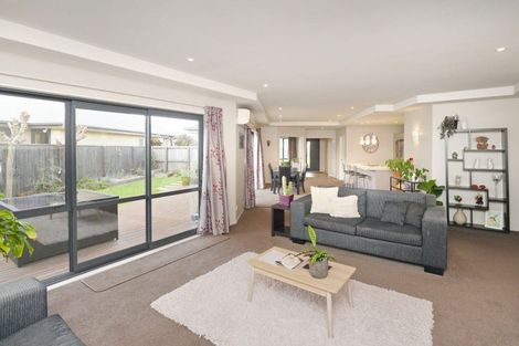 Photo of property in 18 Coachmans Road, Prebbleton, 7604