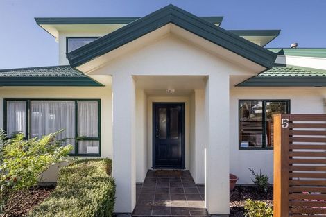 Photo of property in 5 Ridley Green, Churton Park, Wellington, 6037