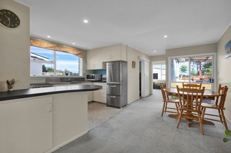 Photo of property in 464 Carrington Street, Upper Vogeltown, New Plymouth, 4310