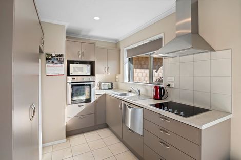 Photo of property in 22 Bayliss Close, Northwood, Christchurch, 8051