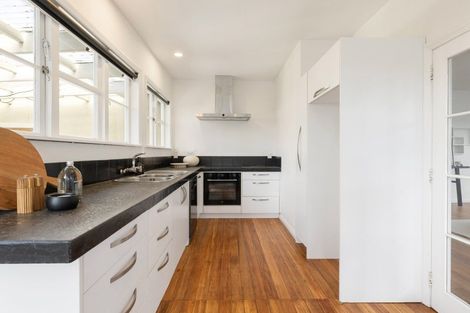 Photo of property in 71 Jellicoe Drive, Hamilton East, Hamilton, 3216