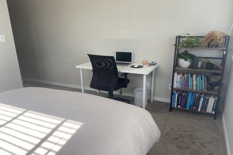 Photo of property in 5 Toanui Road, Hobsonville, Auckland, 0616