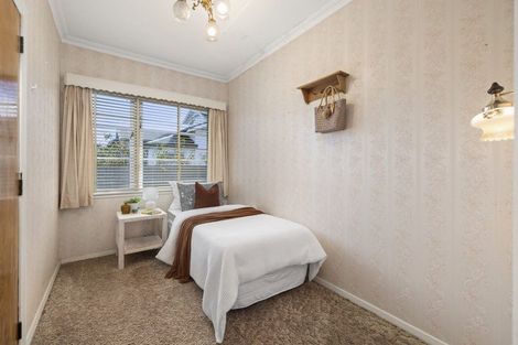 Photo of property in 18 Kent Street, Carterton, 5713