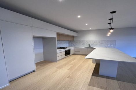 Photo of property in 2 Parachute Crescent, Papakura, 2110