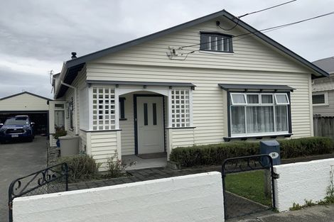 Photo of property in 35 Humber Street, Island Bay, Wellington, 6023