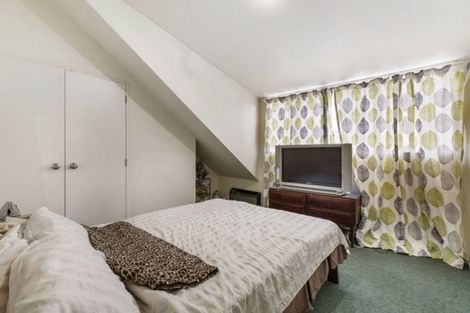 Photo of property in 20/1 Melview Place, New Lynn, Auckland, 0600