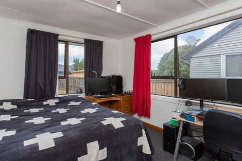 Photo of property in 19 Avro Crescent, Hornby, Christchurch, 8042