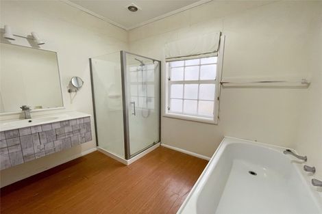 Photo of property in 3 Tarbett Road, Hillcrest, Hamilton, 3216