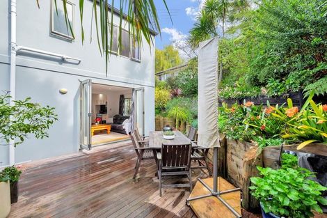 Photo of property in 40 Helen Ryburn Place, Torbay, Auckland, 0630