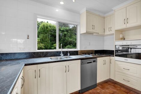 Photo of property in 29 Montjoy Street, Stratford, 4332