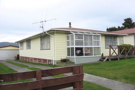 Photo of property in 23 Kendal Grove, Wainuiomata, Lower Hutt, 5014