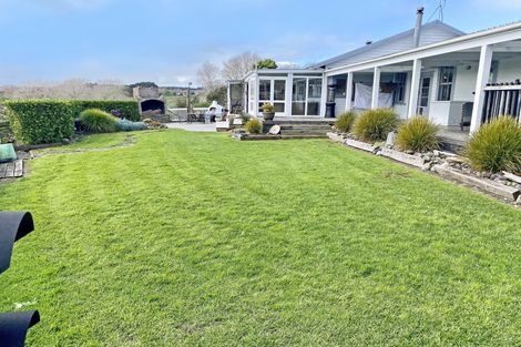 Photo of property in 956 Oneriri Road, Kaiwaka, 0573
