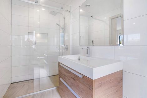 Photo of property in 214 Park Street, Winton, 9720