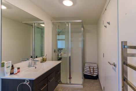 Photo of property in 16 Hidden Hills Drive, Wanaka, 9305