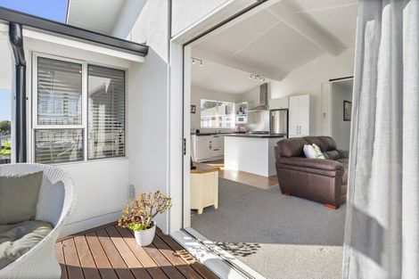 Photo of property in 68a Sixth Avenue, Tauranga, 3110
