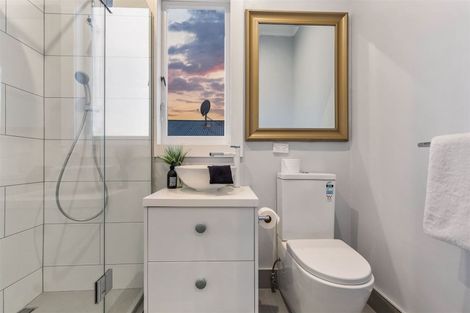 Photo of property in 23 Brandon Road, Glen Eden, Auckland, 0602