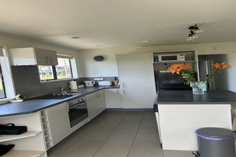 Photo of property in 1297 Papamoa Beach Road, Papamoa Beach, Papamoa, 3118