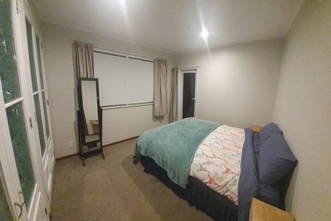 Photo of property in 190 Golf Road, Titirangi, Auckland, 0604