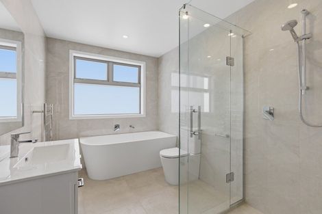 Photo of property in 12c Ruskin Place, Westown, New Plymouth, 4310