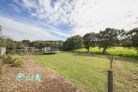 Photo of property in 1475 State Highway 16, Waimauku, 0883