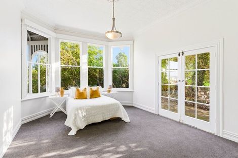Photo of property in 15 Clifford Street, Dalmore, Dunedin, 9010