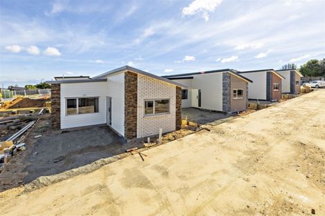Photo of property in 55a Senator Drive, Manurewa, Auckland, 2105