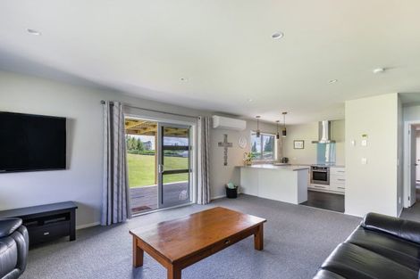 Photo of property in 50 Ramsay Drive, Acacia Bay, Taupo, 3385