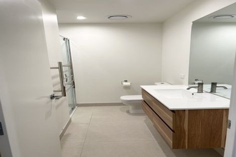 Photo of property in 642a Massey Road, Mangere, Auckland, 2022