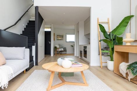Photo of property in 2/58 Gosper Road, Takanini, Auckland, 2112
