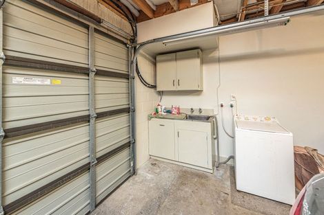 Photo of property in 41 Parkes Avenue, Saint Johns Hill, Whanganui, 4501