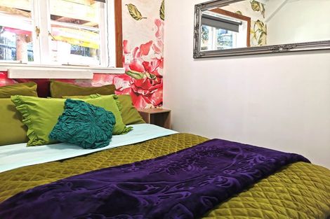 Photo of property in 37 Gillies Crescent, Waimarama, Havelock North, 4294