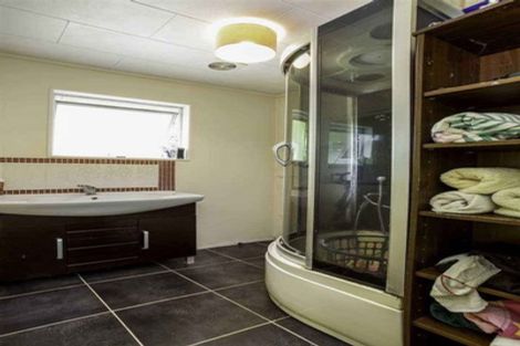 Photo of property in 24 Glenfinn Place, Massey, Auckland, 0614