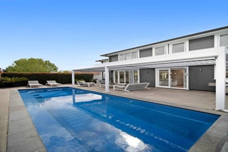 Photo of property in 19 Hinau Road, Karaka, Papakura, 2113