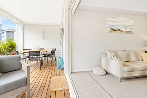 Photo of property in 219 Hibiscus Drive, Orewa, 0931