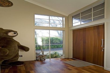 Photo of property in 50a Pupuke Road, Hillcrest, Auckland, 0627
