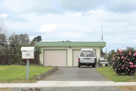 Photo of property in 112 Philomel Road, Whangamata, 3620