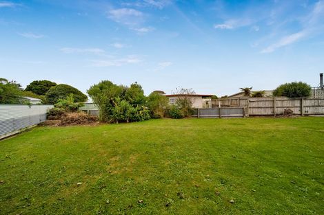Photo of property in 16 Grey Street, Hawera, 4610