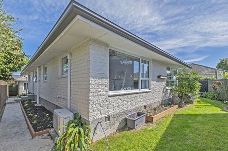 Photo of property in 26 Staveley Street, Avonhead, Christchurch, 8042