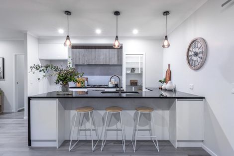 Photo of property in 18 Schooner Drive, Whitby, Porirua, 5024