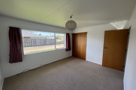 Photo of property in 16a Mako Mako Road, Levin, 5510