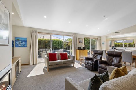 Photo of property in 8 Siding Lane, Prebbleton, 7604