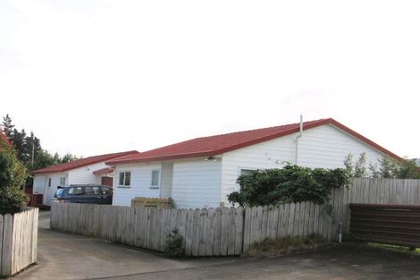 Photo of property in 3/11 Kirklow Place, Goodwood Heights, Auckland, 2105