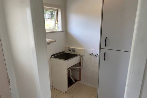Photo of property in 2/284 Wairau Road, Glenfield, Auckland, 0629