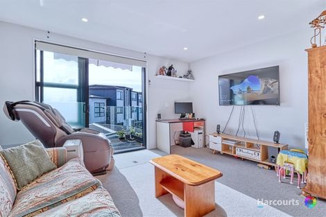 Photo of property in 15 Settlers Avenue, Hobsonville, Auckland, 0618