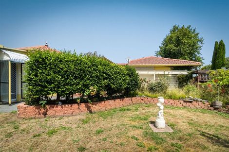 Photo of property in 121 Denise Crescent, Hornby, Christchurch, 8042