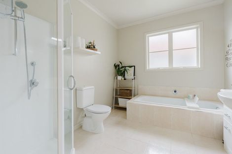 Photo of property in 55 Plunket Terrace, Hamilton East, Hamilton, 3216