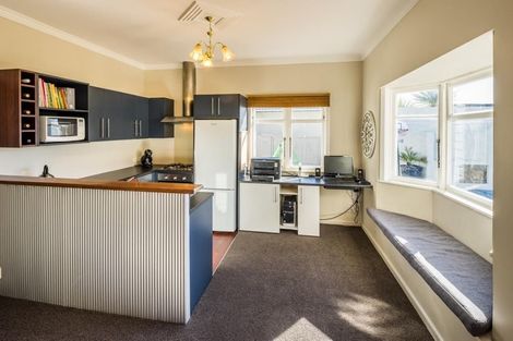 Photo of property in 41 Saint Ronans Avenue, Waterloo, Lower Hutt, 5011
