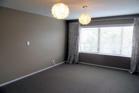 Photo of property in 10 Chevron Place, Ilam, Christchurch, 8041