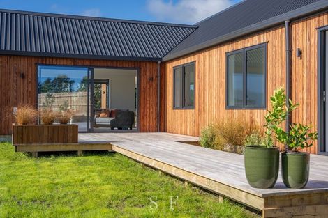 Photo of property in 40 Anderson Park Drive, Waikanae, 5036