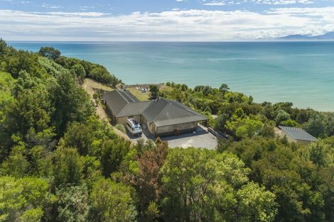 Photo of property in 159 Kina Beach Road, Tasman, Upper Moutere, 7173